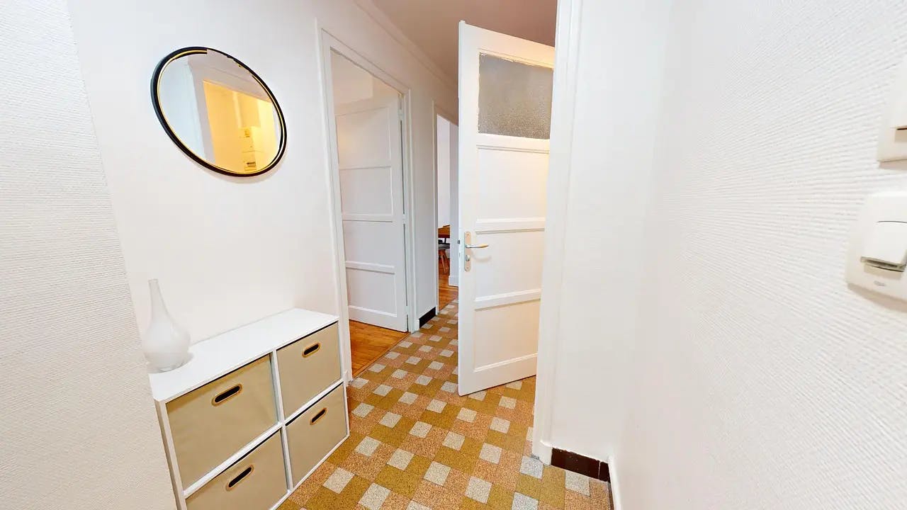 Apartment Villeurbanne, 1 bed, 11m² — photo 19