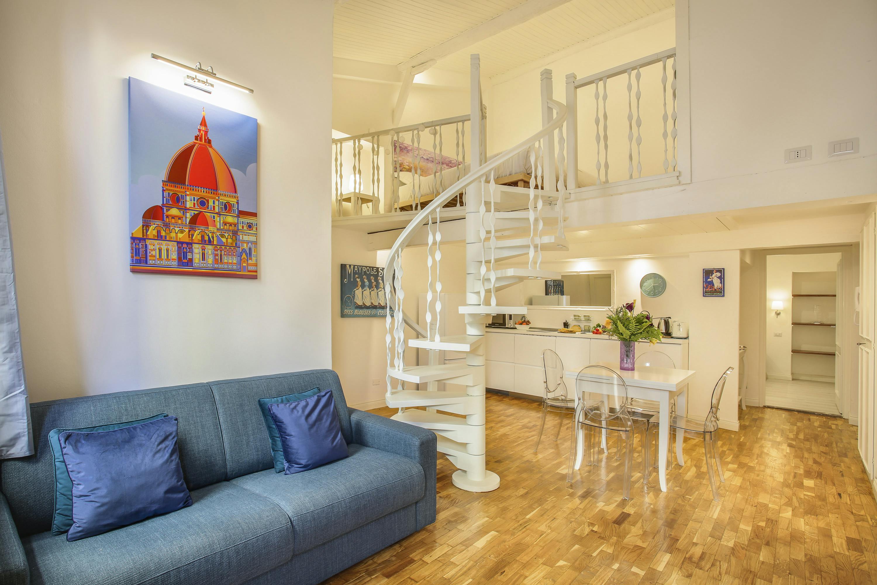 Apartment for rent for €3,918 per month in Florence, Via dell'Oriuolo