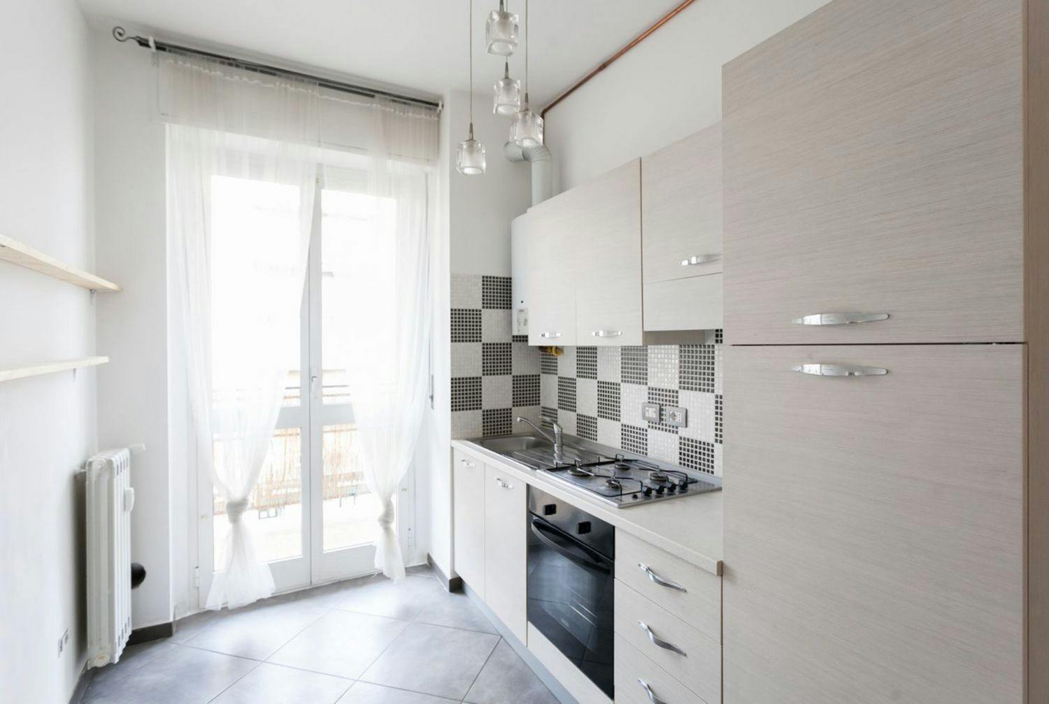 Via dei Tulipani, Milan