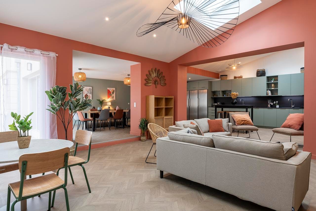 Rue des Roses, Bron preview