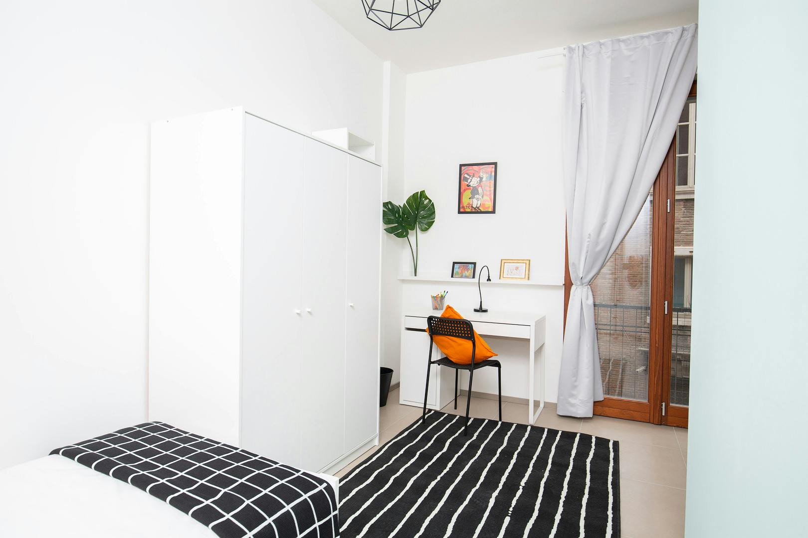 Vicolo Gioia, Rimini preview