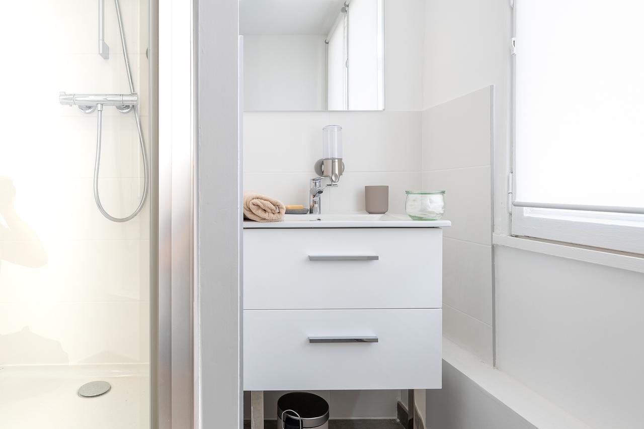 Apartment Villeurbanne, 1 bed, 9m² — photo 10
