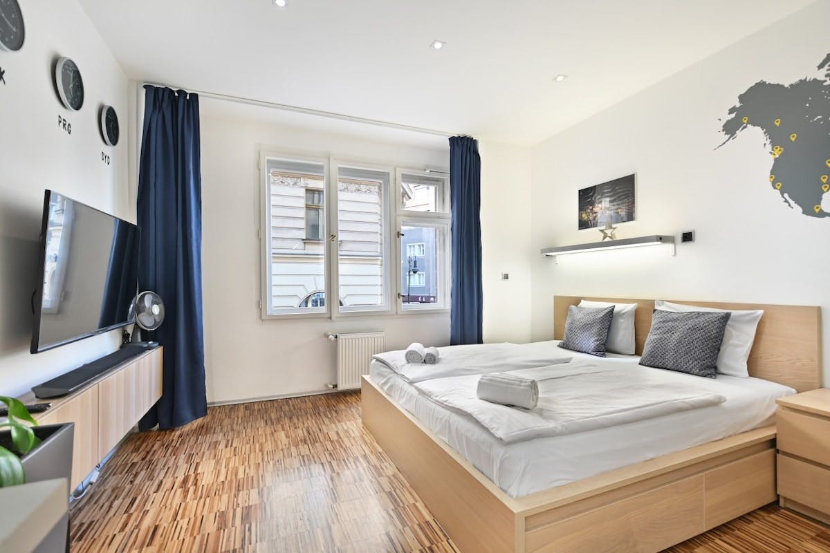 Studio for rent for CZK 46,062 per month in Prague, Dlouhá