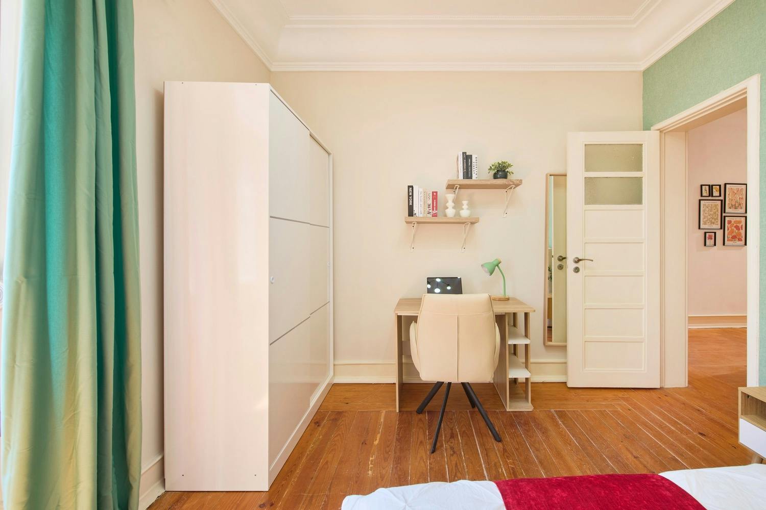 preview gallery tile