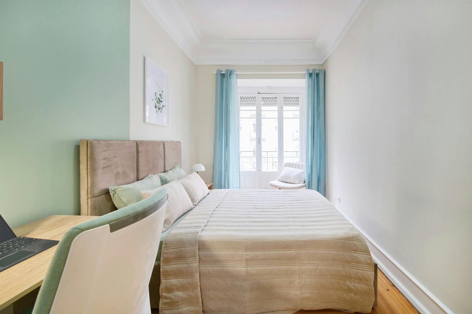 preview gallery tile