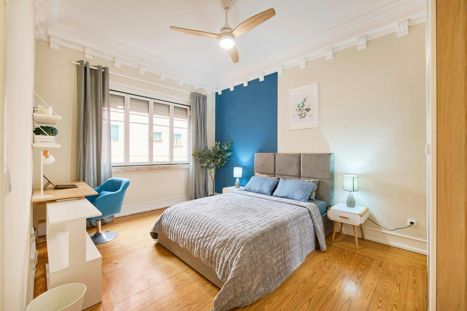 Private room for rent for €750 per month in Lisbon, Avenida Almirante Reis