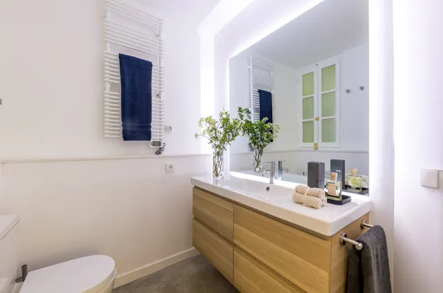 2-Bedroom Apartment in Carrer dels Canvis, Valencia (1554022) room image 10