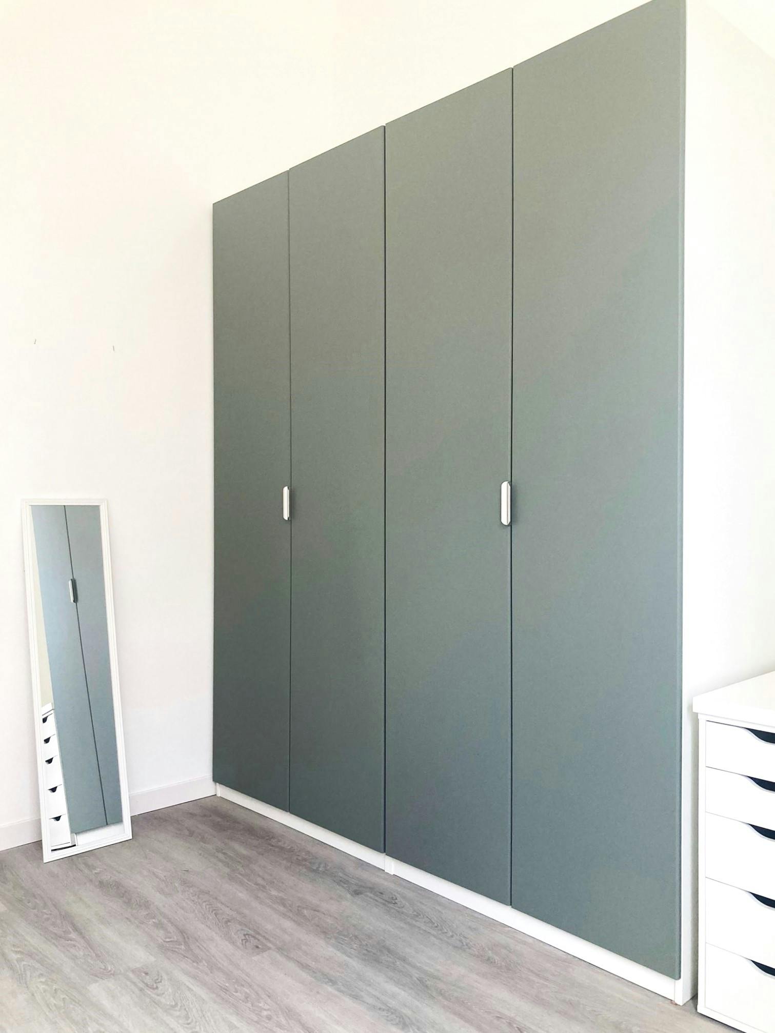 preview gallery tile