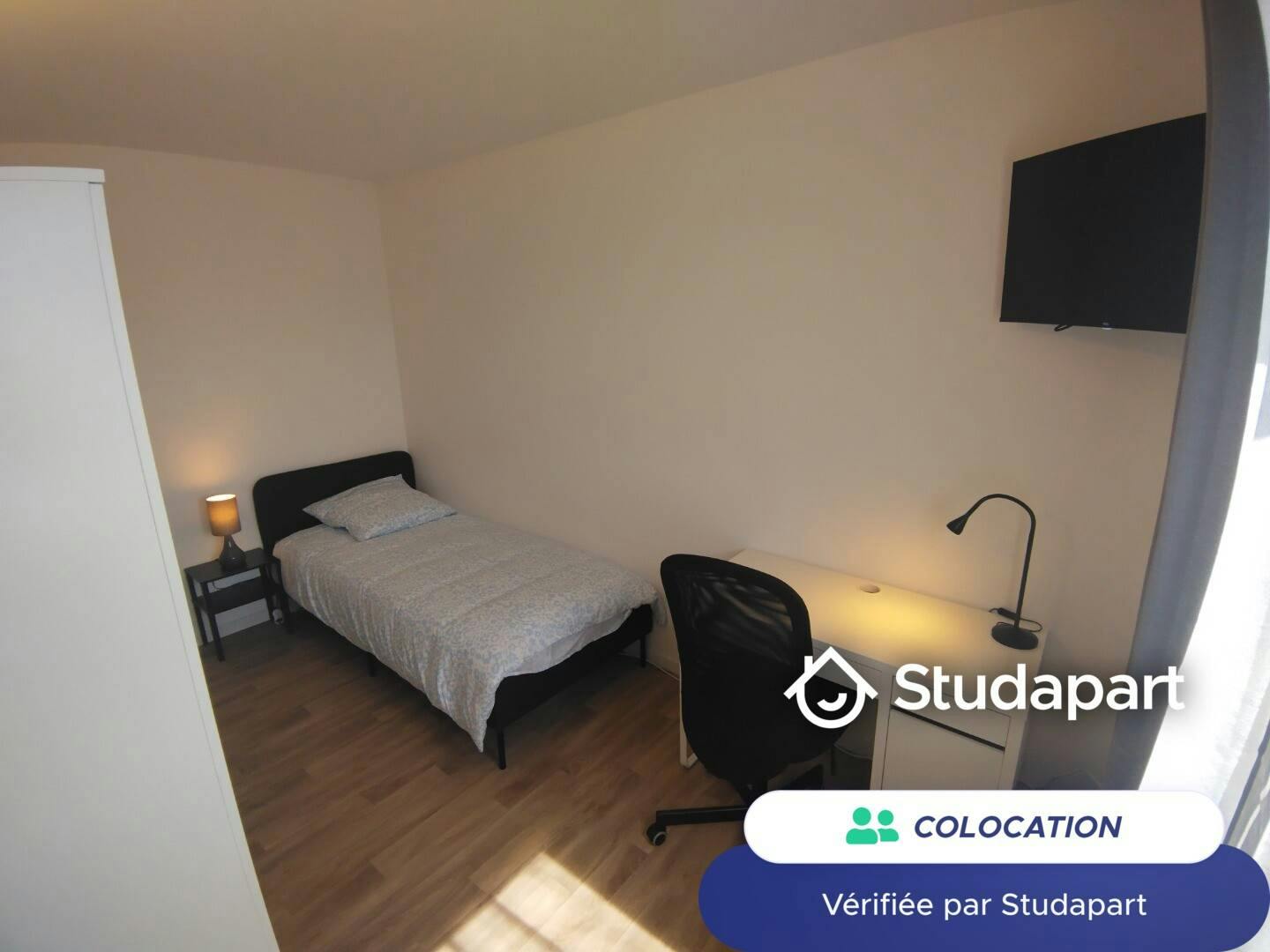 Private room for rent for €450 per month in Villenave-d’Ornon, Résidence Sarcignan