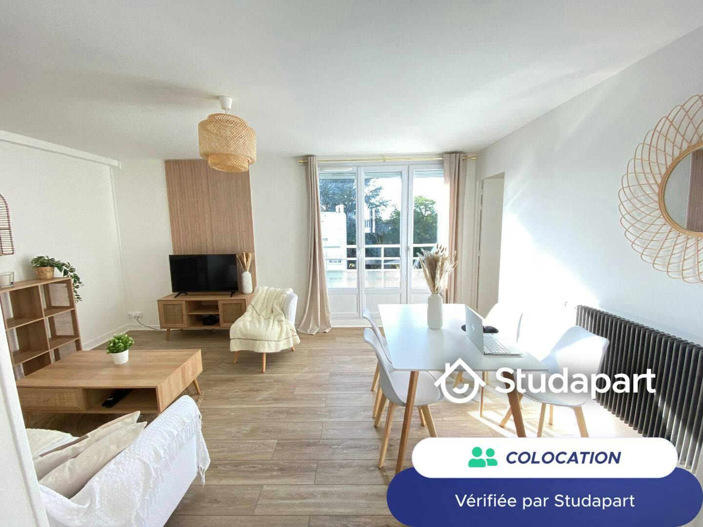 Private room for rent for €465 per month in Orléans, Allée des Roseraies