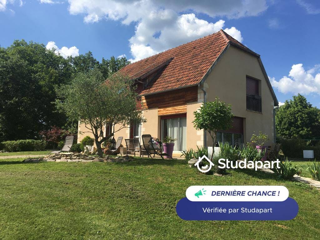 House for rent on Route de Loupchat, Martel