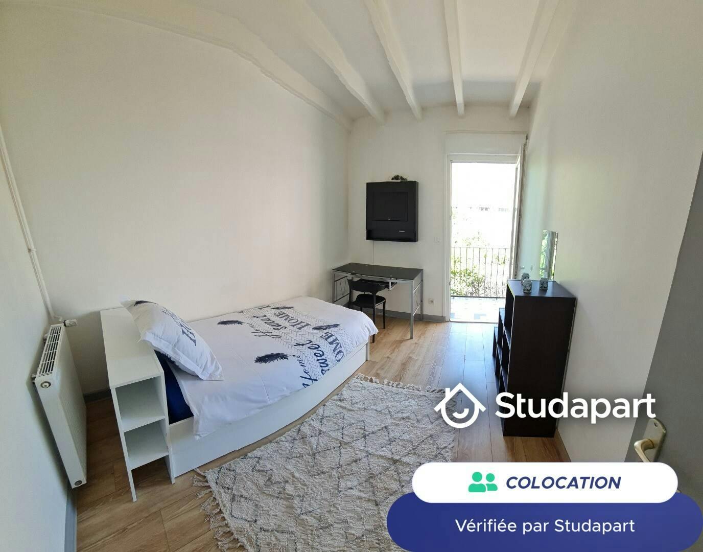 Отдельная комната сдается в аренду за 390 € в месяц в Valence, Rue Montplaisir