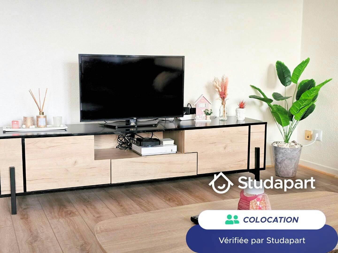 Quarto privado para alugar por € 400 por mês em Perpignan, Rue de Théza