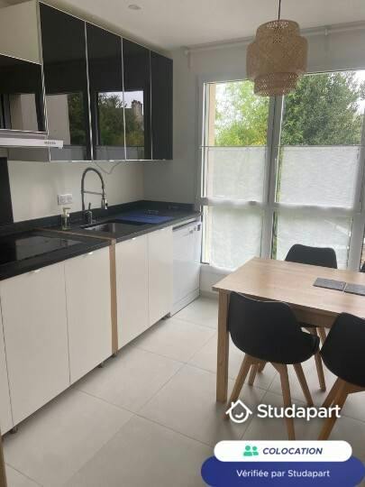 Private room for rent on Rue Galilée, Nantes - Vue 4