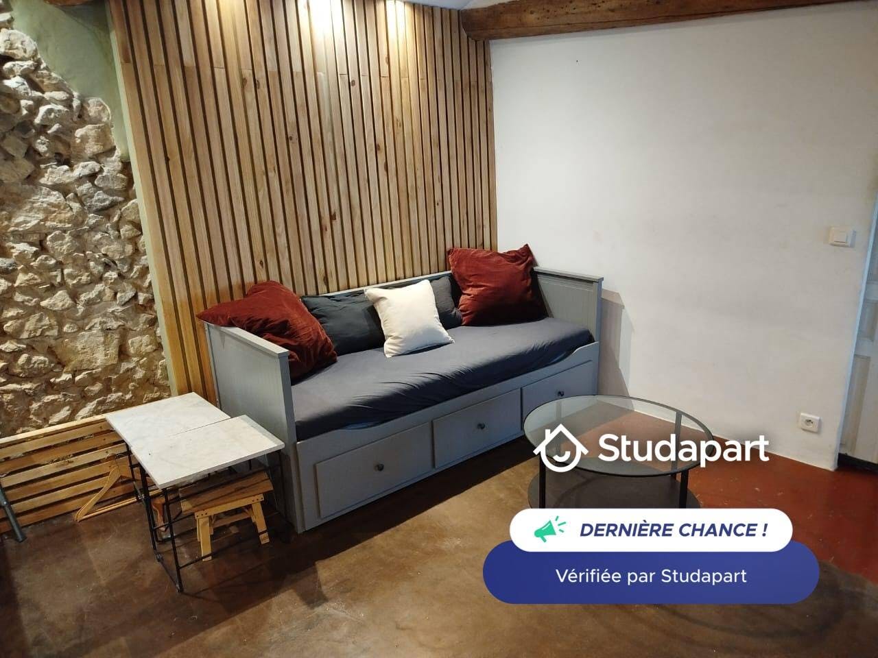 Wohnung zu mieten für 1.090 € pro Monat in Antibes, Rue des Palmiers