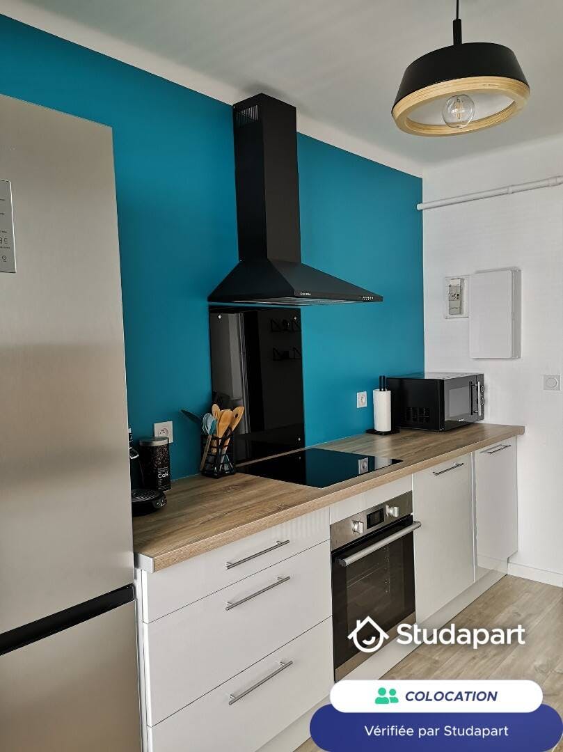 Private room for rent on Rue Capitaine Joseph Casanova, Toulon - Mynd 4