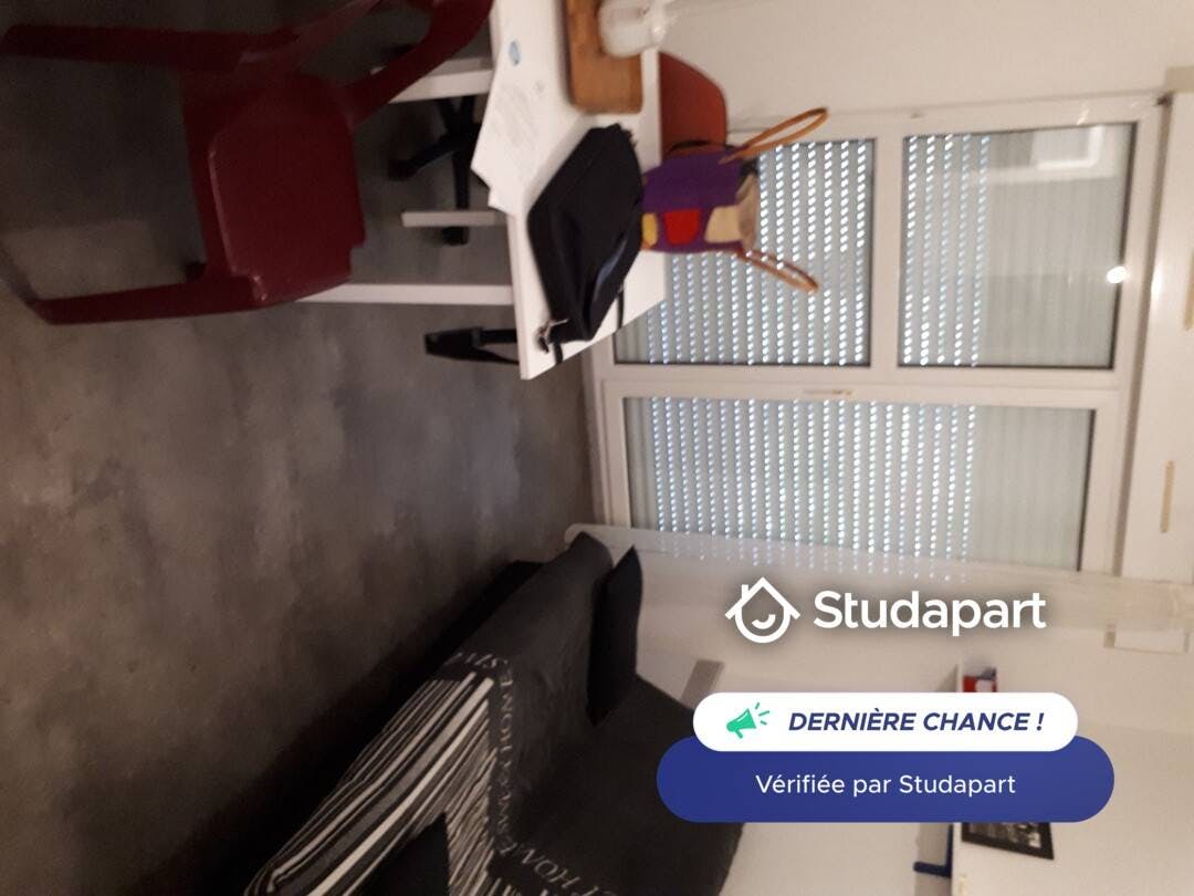 Apartment for rent for €380 per month in Pau, Impasse André Mitton