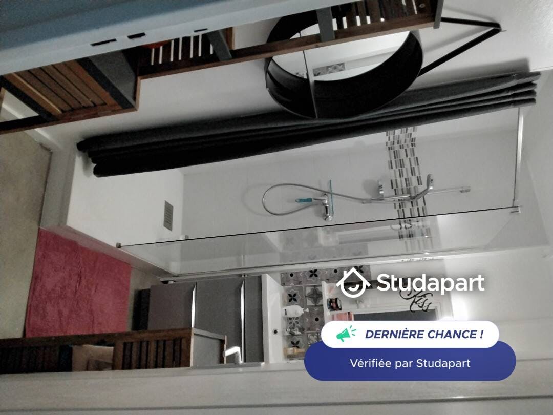 Private room for rent on Rue Hérault de Séchelles, La Rochelle – pohled 4
