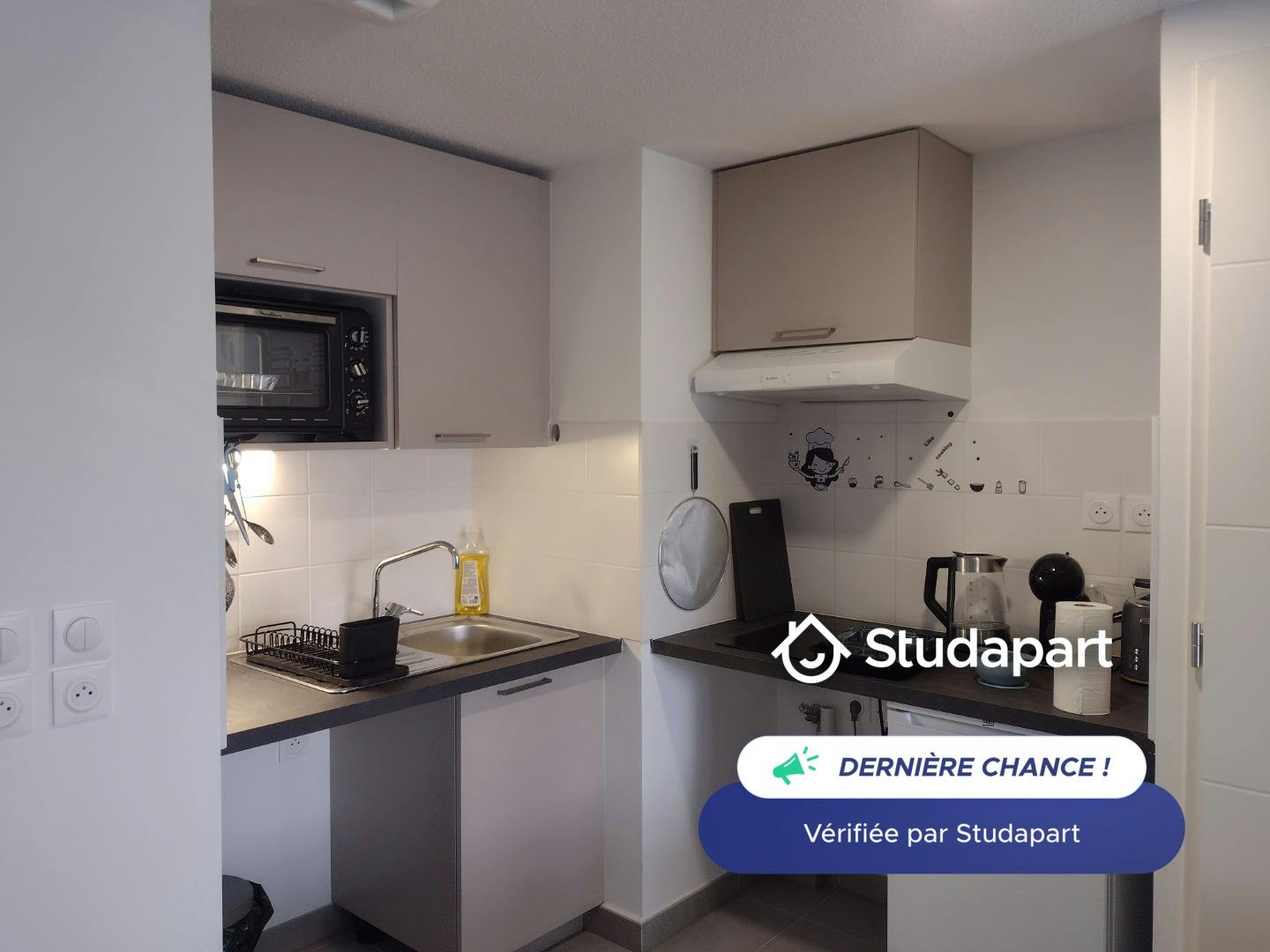 Wohnung zu mieten für 750 € pro Monat in Arles, Rue Avicenne