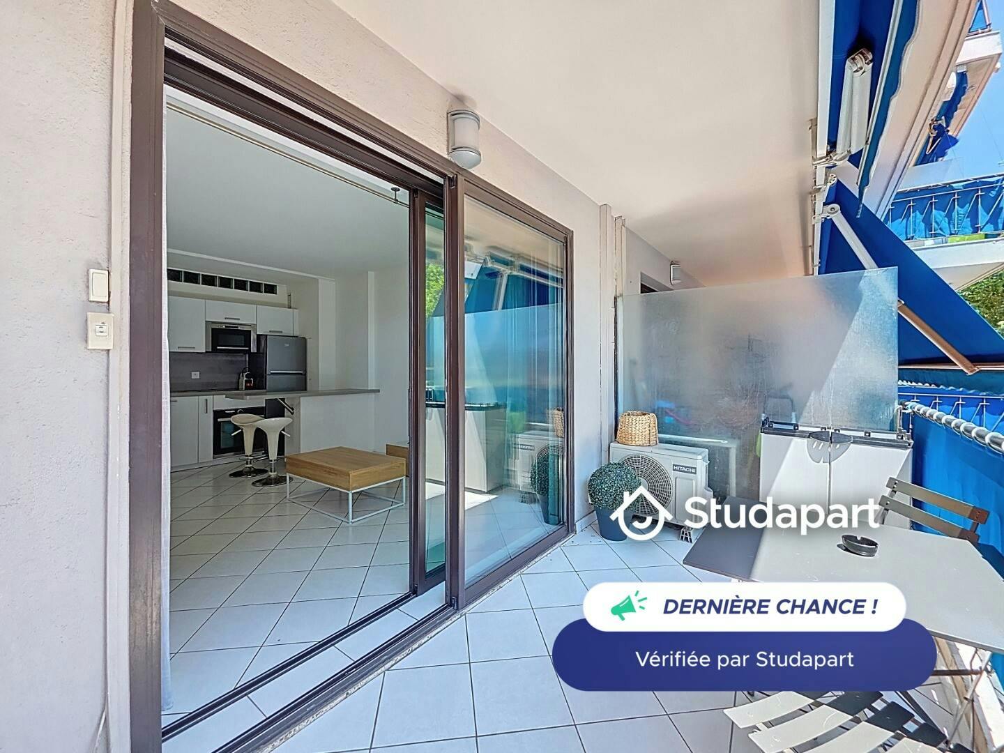 Apartment for rent on Boulevard du Président Wilson, Antibes