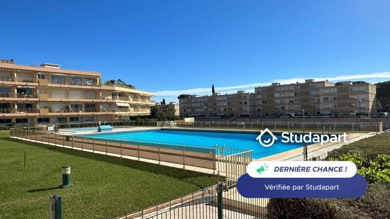 Apartamento para alugar por € 750 por mês em Mandelieu-la-Napoule, Boulevard des Écureuils
