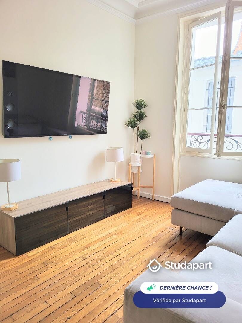 Appartement – Paris, Quartier du Bel-Air - Plus