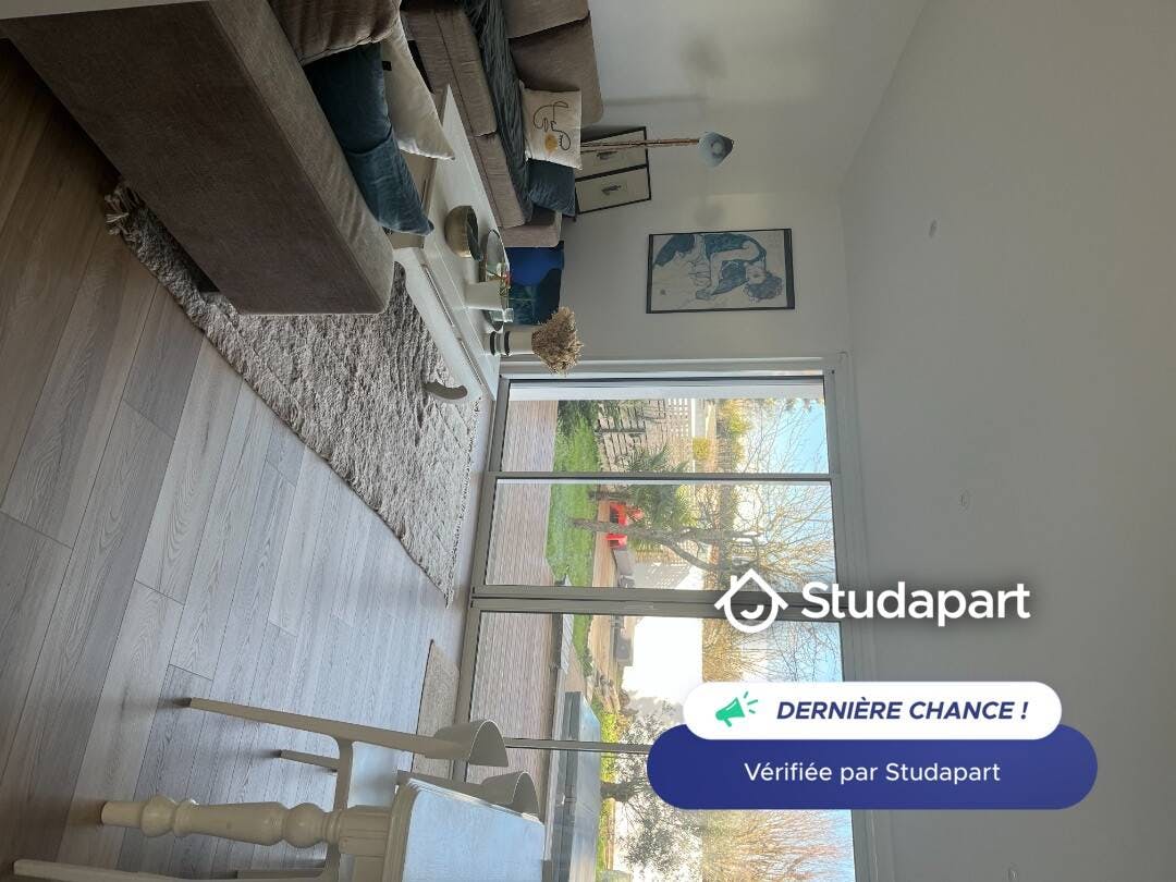 Private room for rent for €500 per month in Lagord, Rue des Gonthières