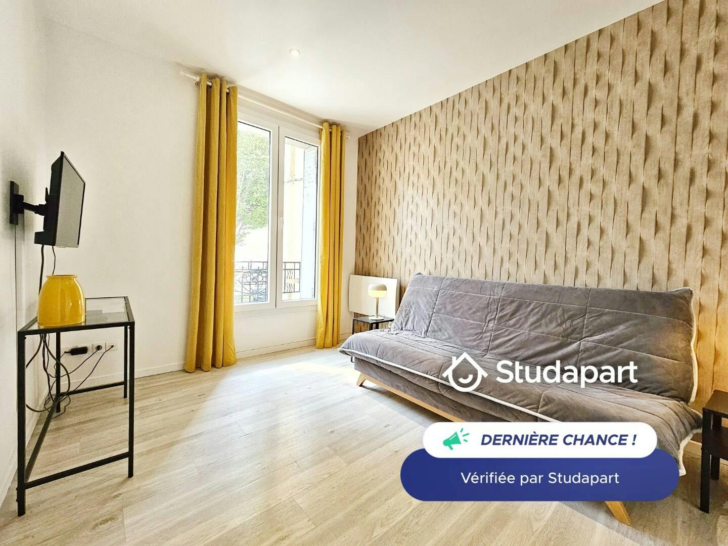 Apartment for rent for €922 per month in Vitry-sur-Seine, Avenue Gambetta