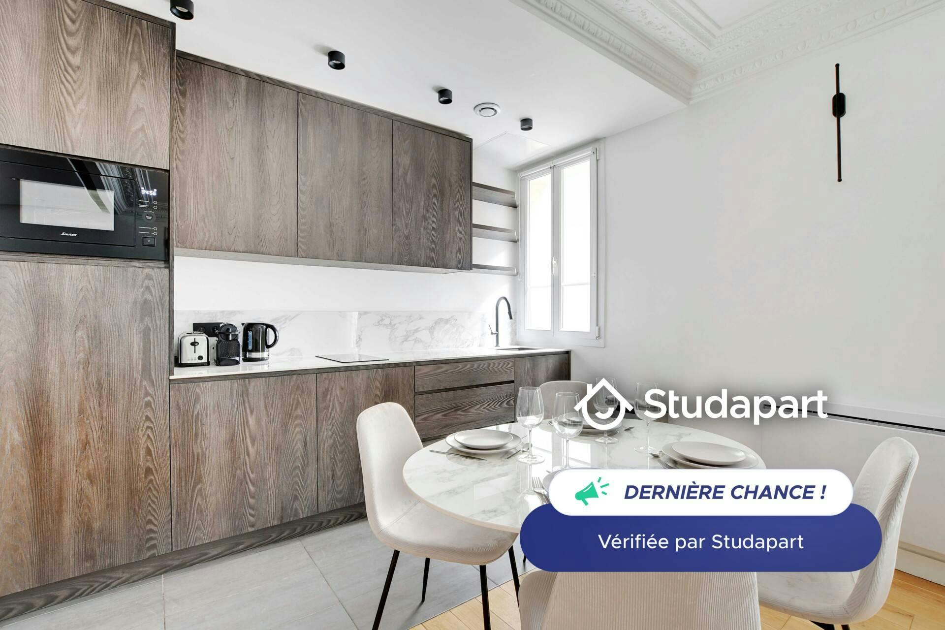 Appartement – Paris, 18th Arrondissement - Vue 3