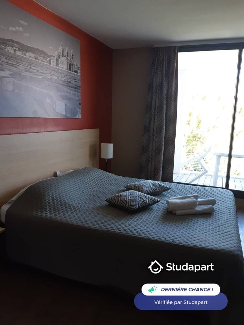 Apartment for rent for €850 per month in Marseille, Rue des Mousses