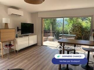 Квартира сдается в аренду за 940 € в месяц в Théoule-sur-Mer, Avenue Léon Montier