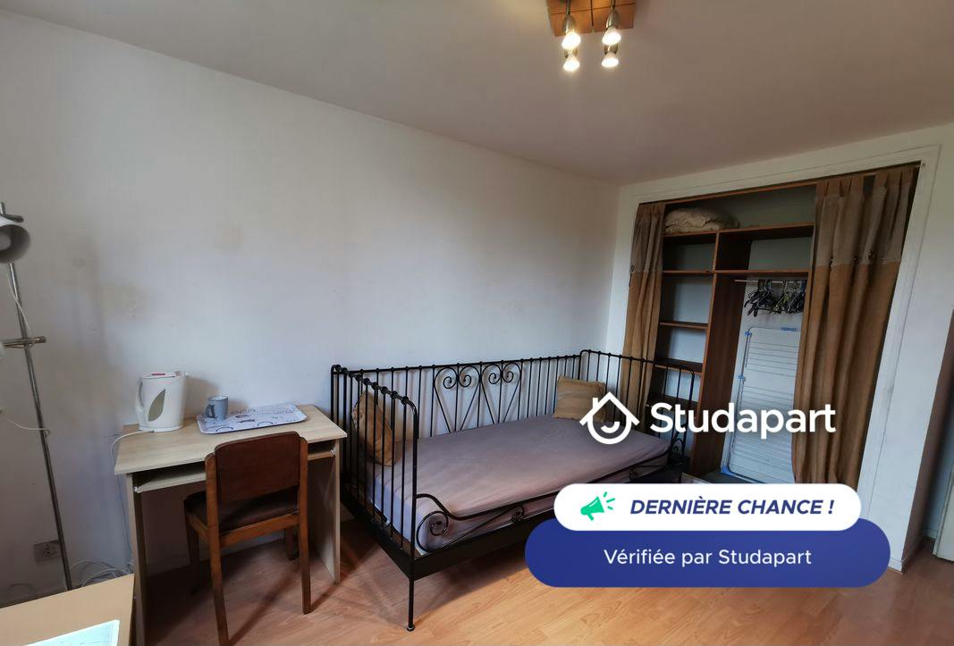 Отдельная комната сдается в аренду за 600 € в месяц в Antony, Rue de la Tour-d'Argent