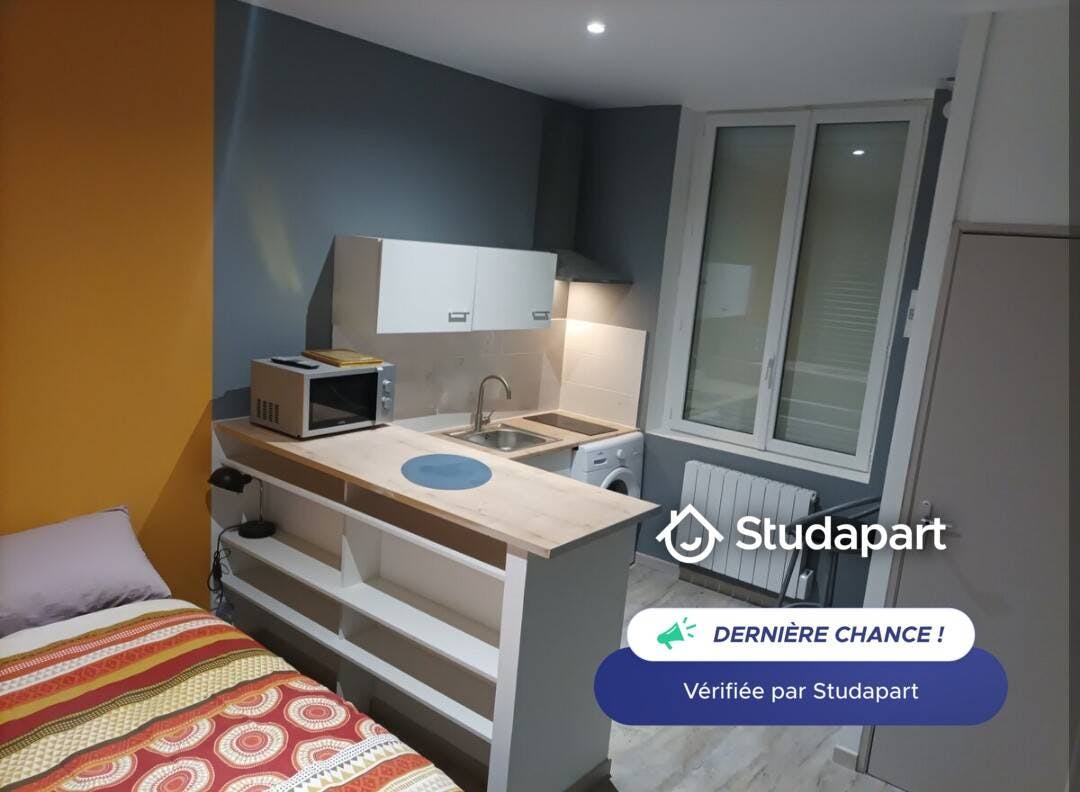 Appartamento in affitto a 450 € al mese a Saint-Étienne, Rue Jean Colly