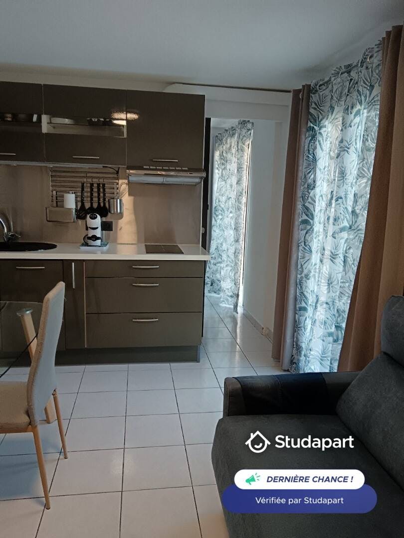 House for rent on Chemin de Riquebonne, Vallauris - Widok 3