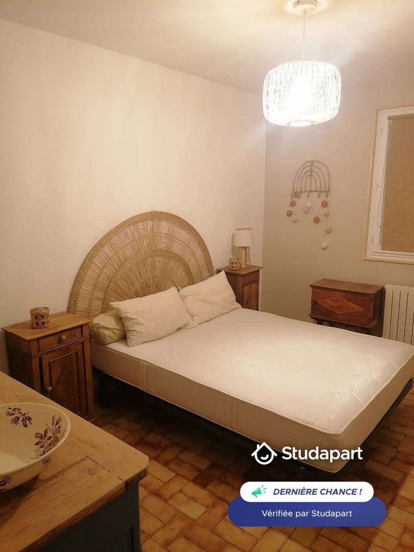 WG-Zimmer zu mieten für 350 € pro Monat in Coursan, Rue de l'Espérance