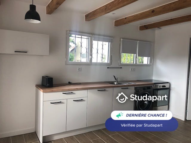 House for rent on Place Charles Dullin, Pessac