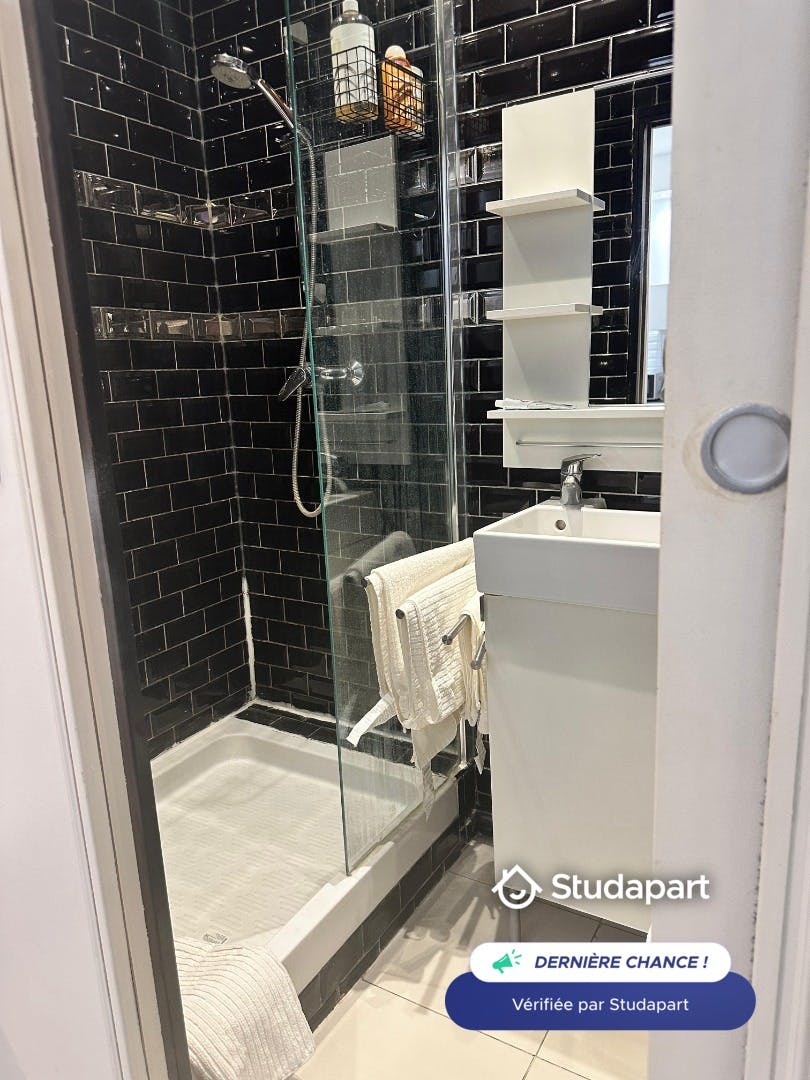 Appartement – Paris, 18th Arrondissement - Plus