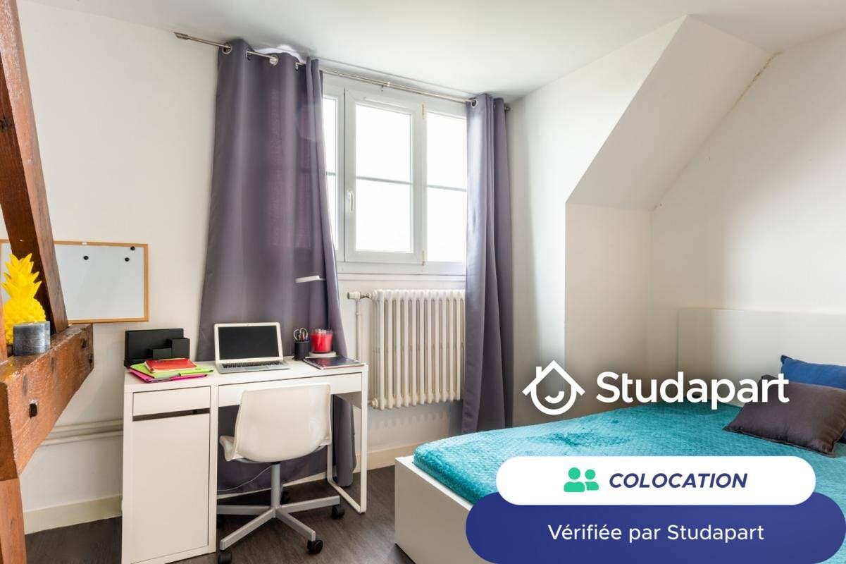 WG-Zimmer zu mieten für 440 € pro Monat in Compiègne, Rue d'Amiens