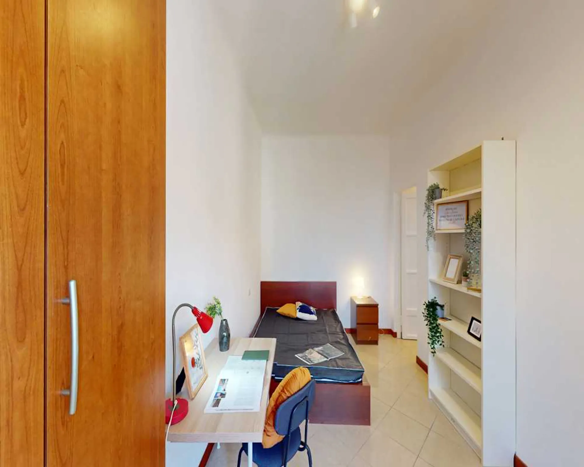 Via Giuseppe Meda, Milan preview