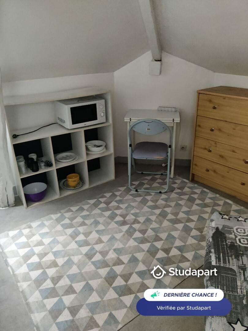 Apartment for rent for €340 per month in Troyes, Rue Kléber