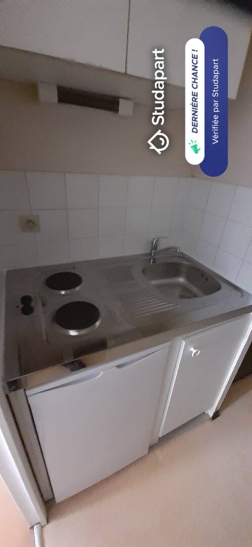 公寓 正在以 €430 的月租出租，其位于 Lons, Avenue des Écureuils