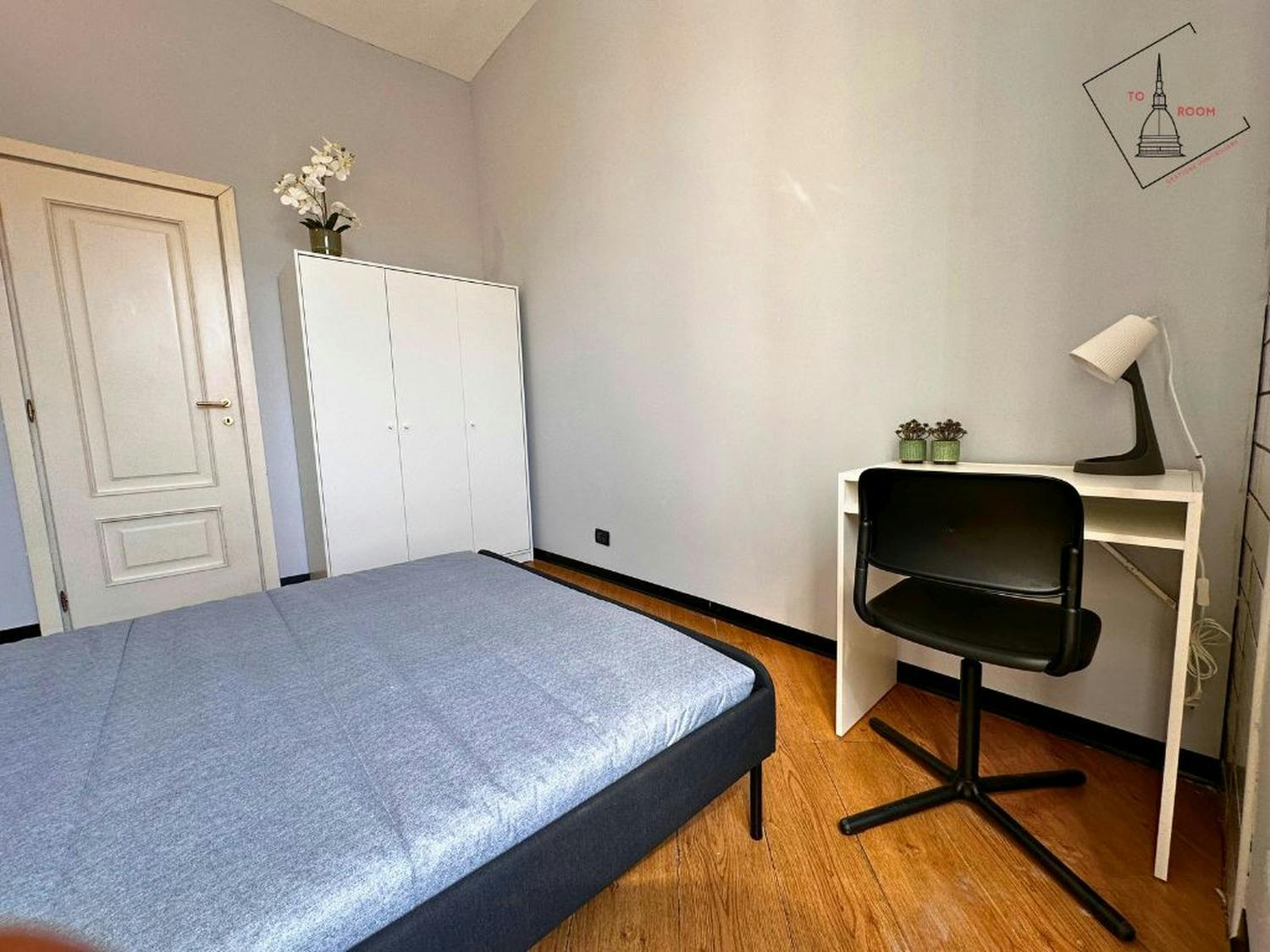 Private room for rent for €625 per month in Turin, Via Renato Martorelli