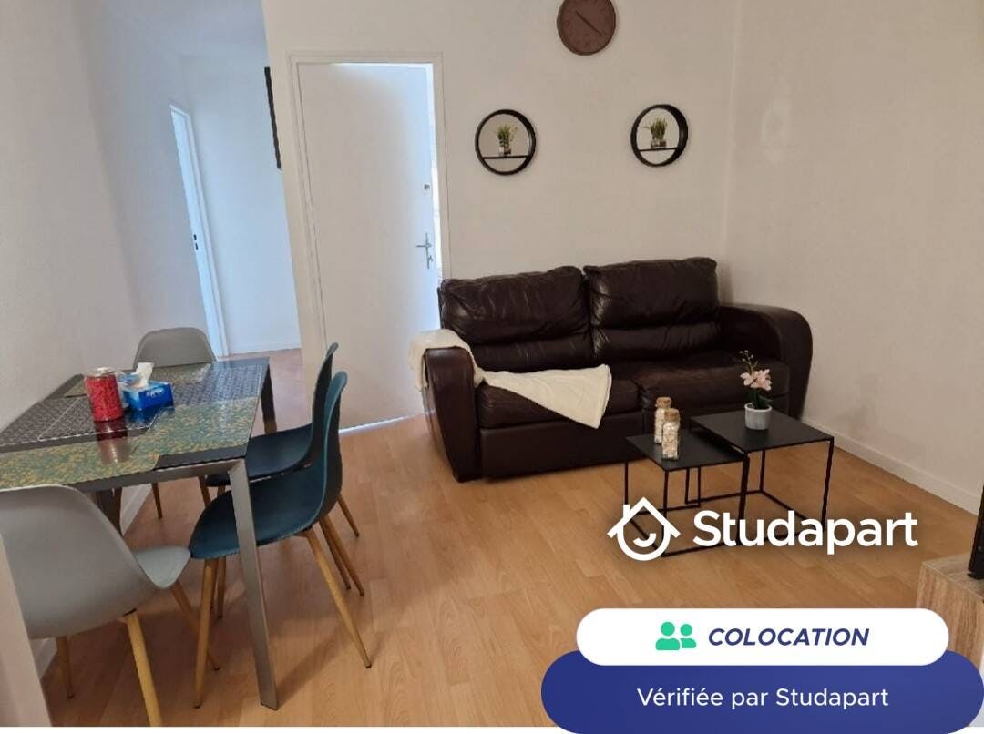 WG-Zimmer zu mieten für 450 € pro Monat in Dammarie-les-Lys, Résidence de l'Aquitaine