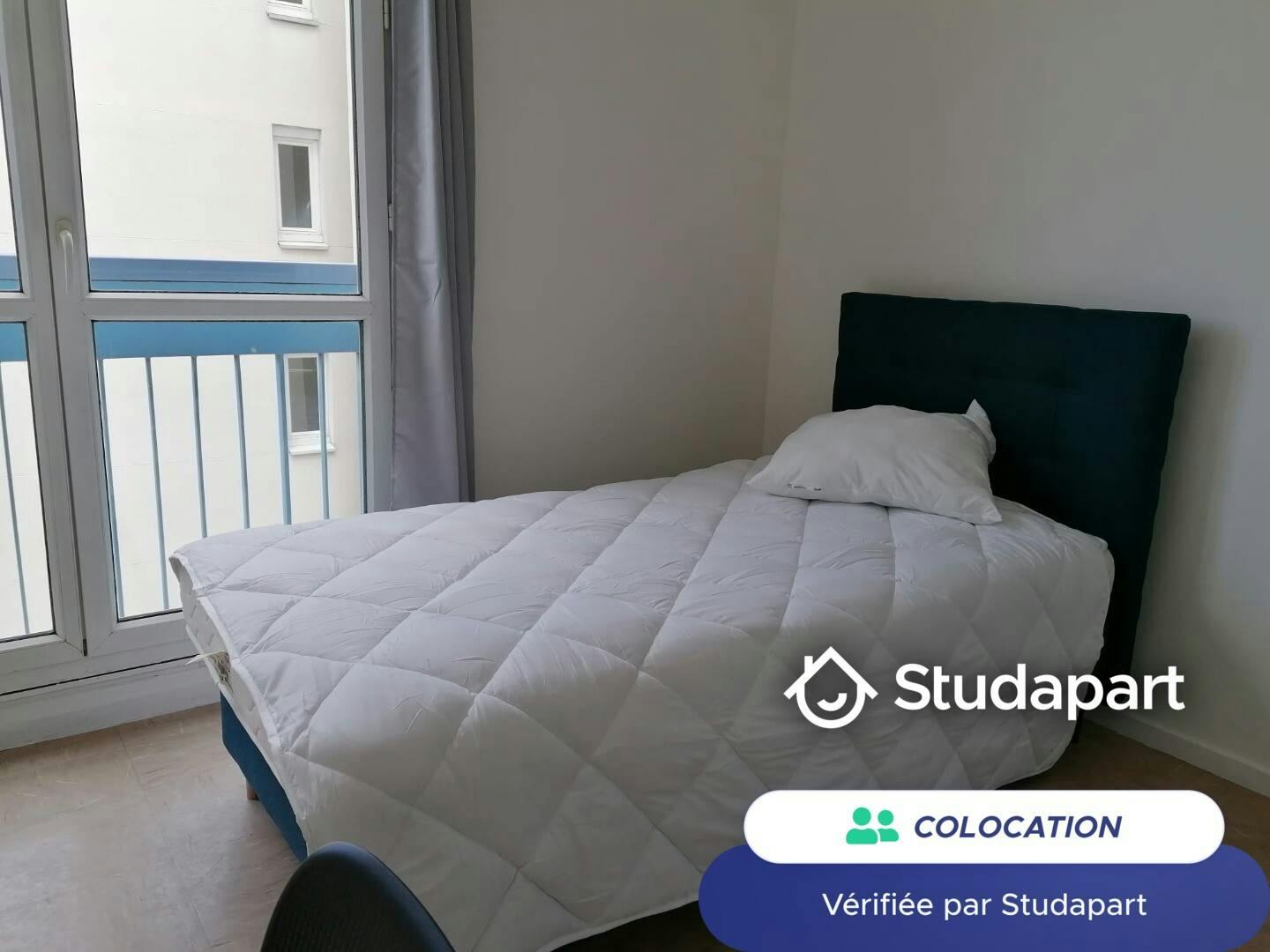 Private room for rent for €429 per month in Pontoise, Rue les Maradas Oranges
