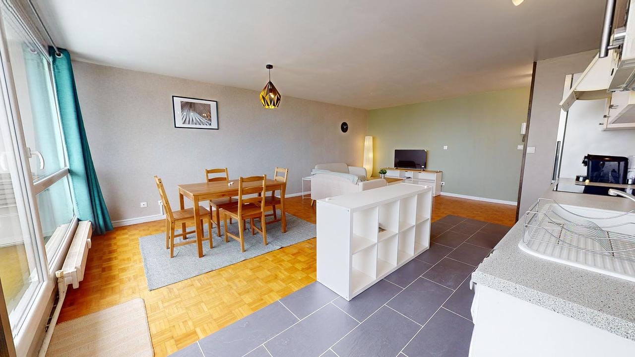 Apartment Villeurbanne, 1 bed, 9m² — photo 3
