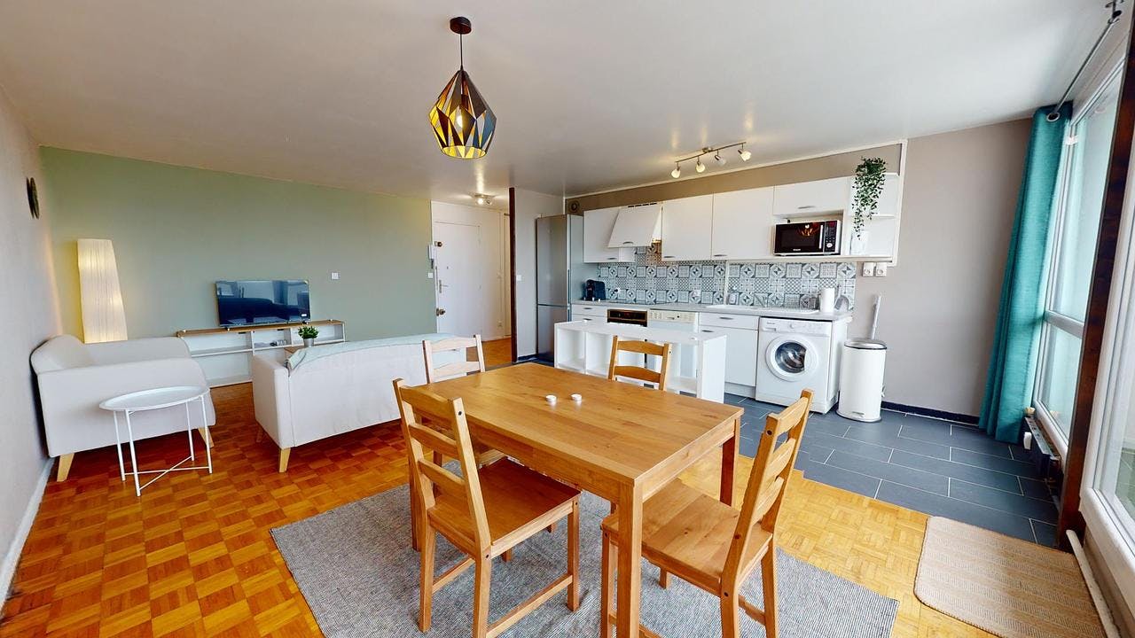 Apartment Villeurbanne, 1 bed, 9m² — photo 9