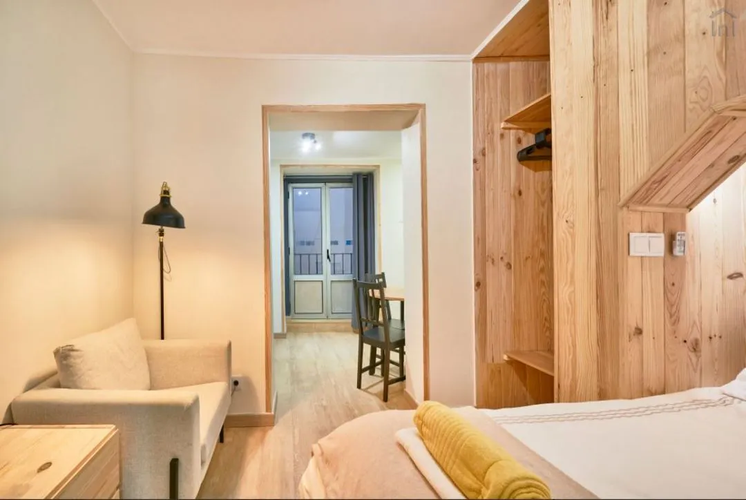 1-Bedroom Apartment in Calçada Salvador Correia de Sá, Lisbon (1556988) ROOM 1