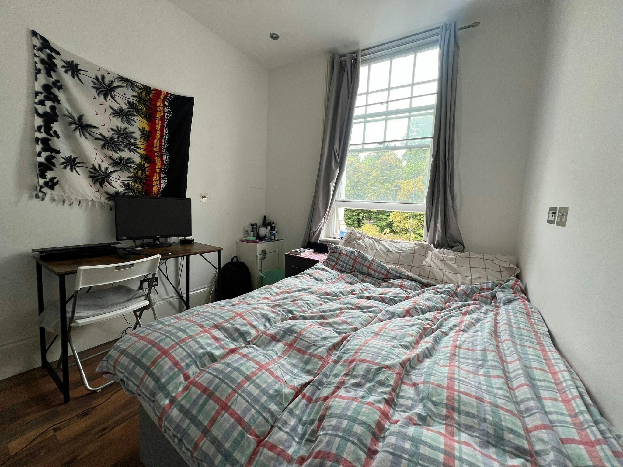 Cavendish Parade, London preview