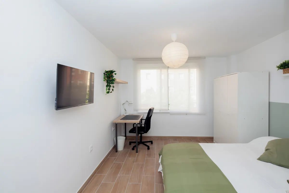 Private room in Carrer tres Forques, Valencia (1557168) ROOM