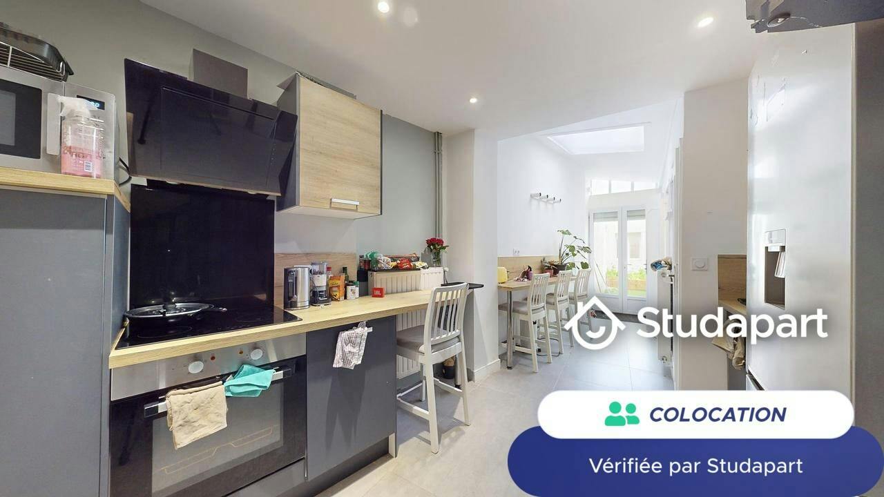 Private room for rent on Rue Faidherbe, Lille - Vue 4